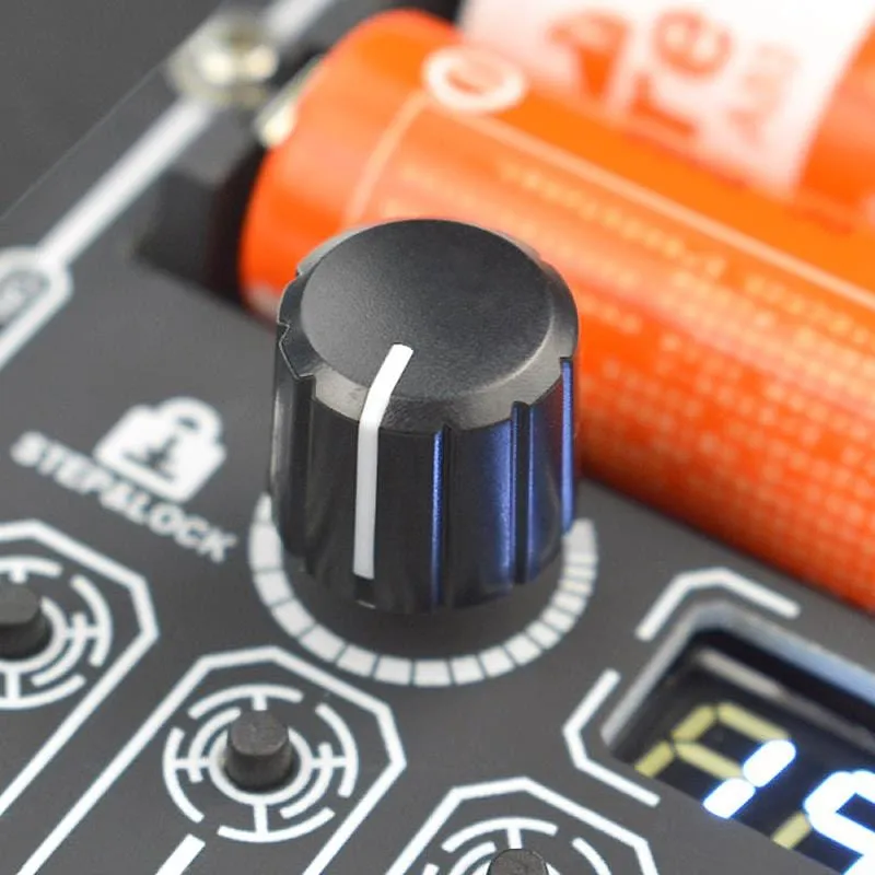 6-Way Adjustable DC Regulated Power Supply for 18650 Batteries