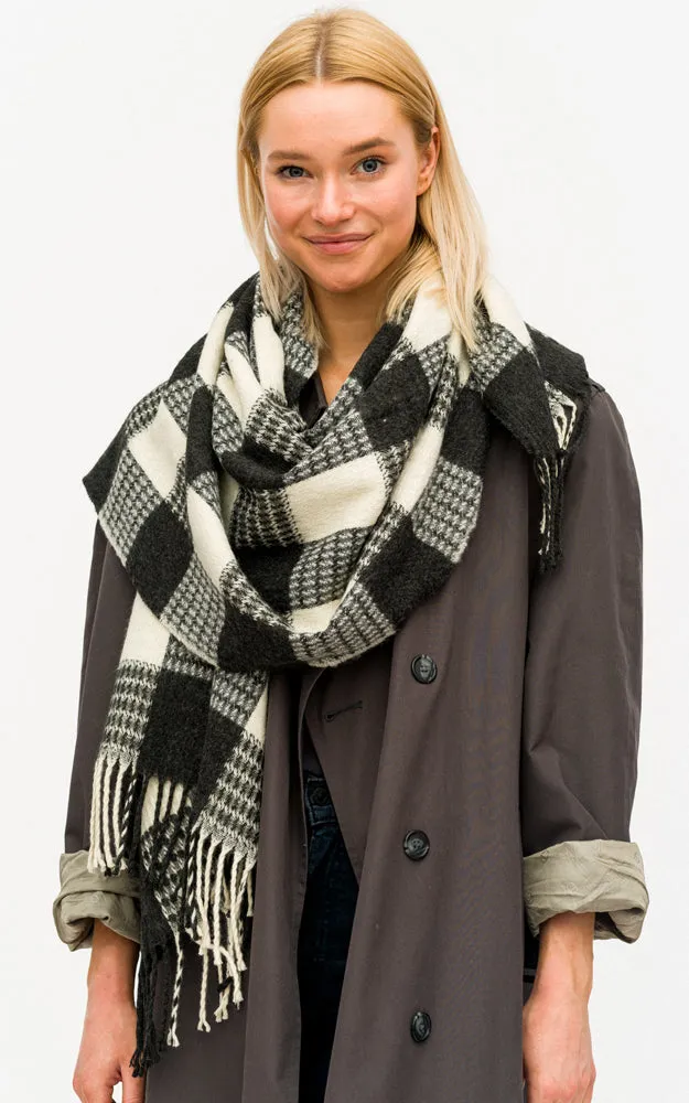 BASC7605 Giangham Oblong Scarf w/Fringes