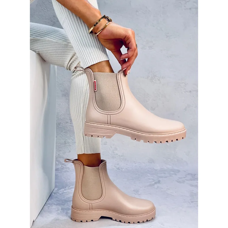 Braun Beige Chelsea Boots