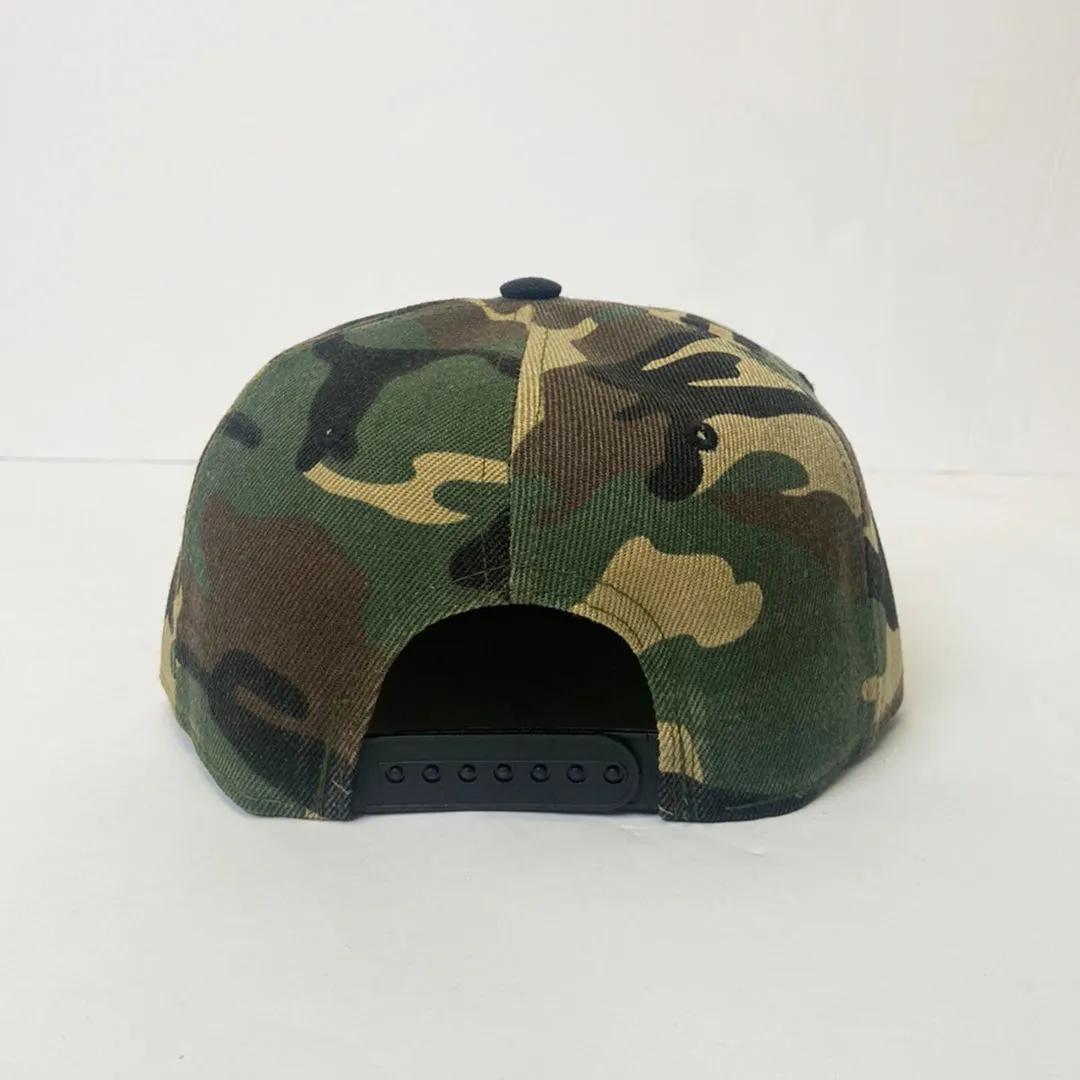 Classic 5 Panel Snapback Two Tone Hat - Green Camo