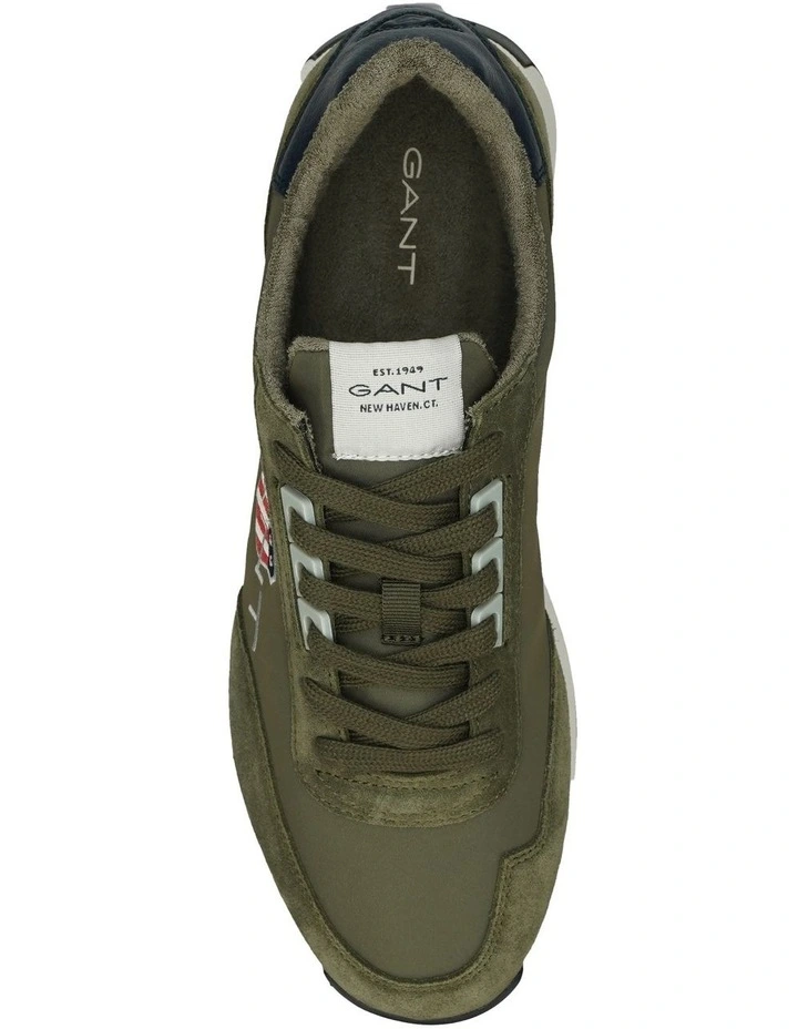 Garold Suede Sneaker in Green