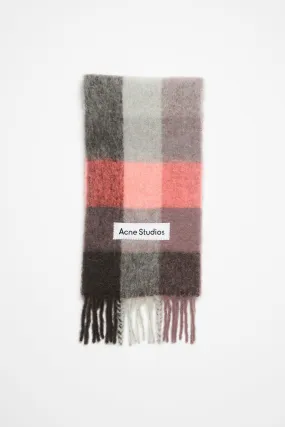 Mohair checked scarf