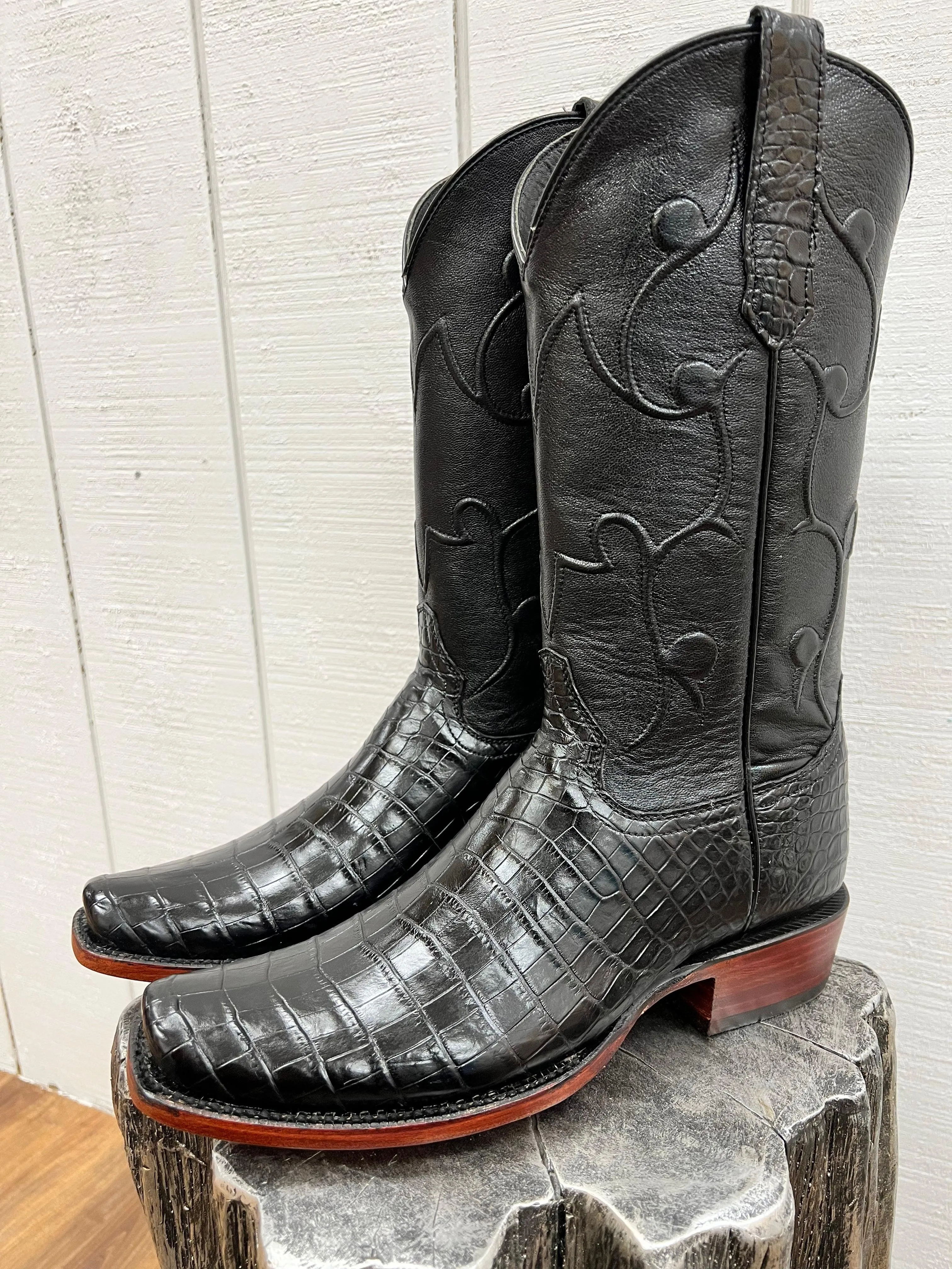 R. Watson Men's Black Nile Crocodile Square Toe Cowboy Boots RW9000-1