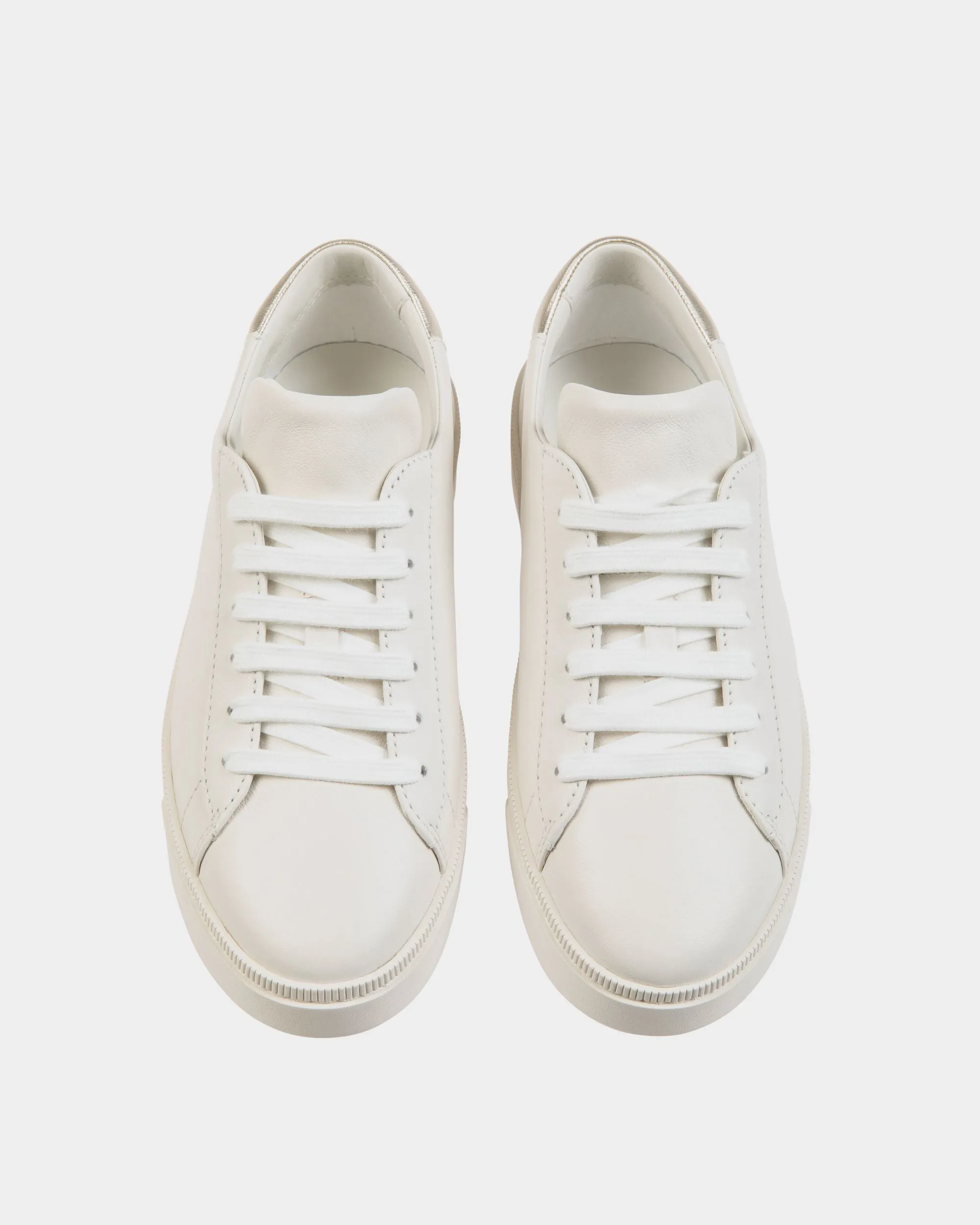 Raise Sneaker In White And Gold Leather 