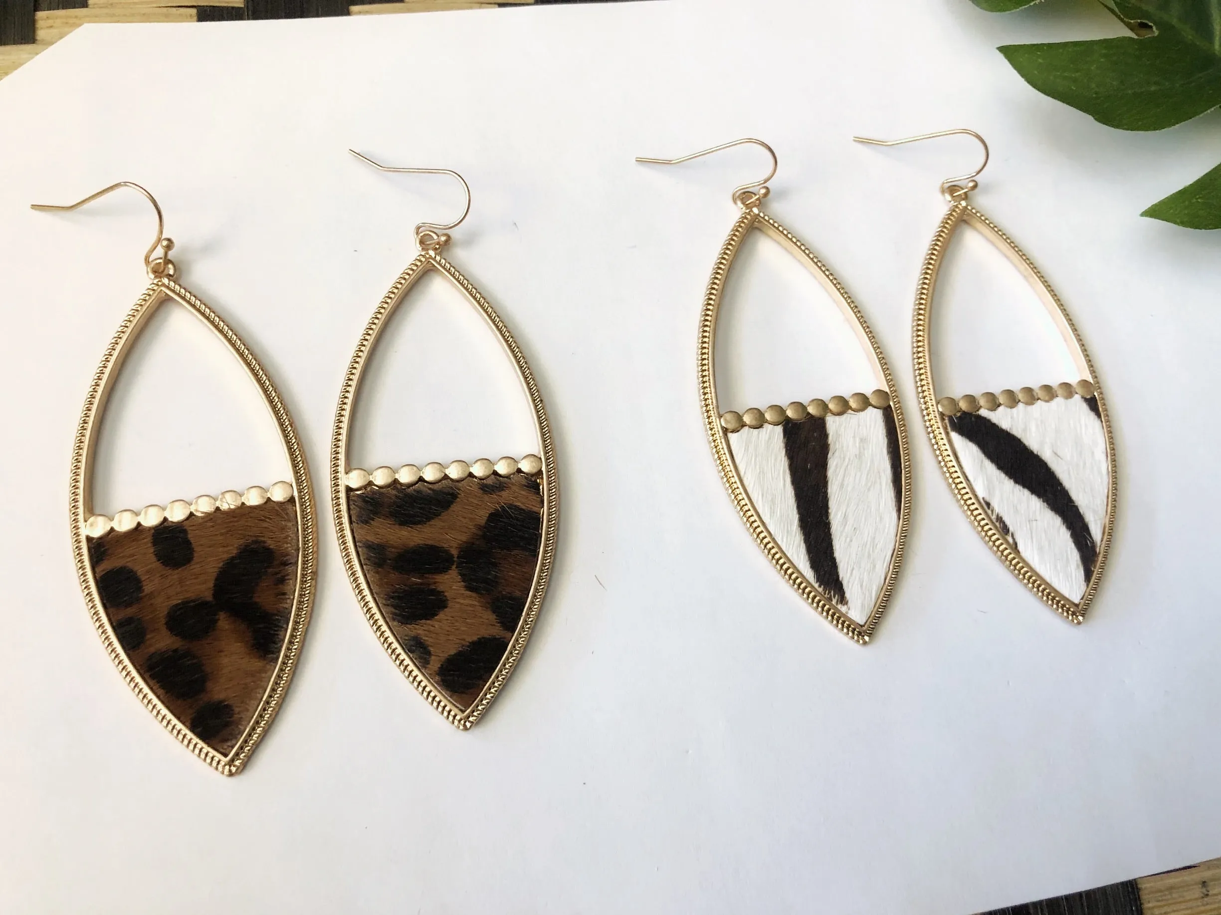 Syana Earrings