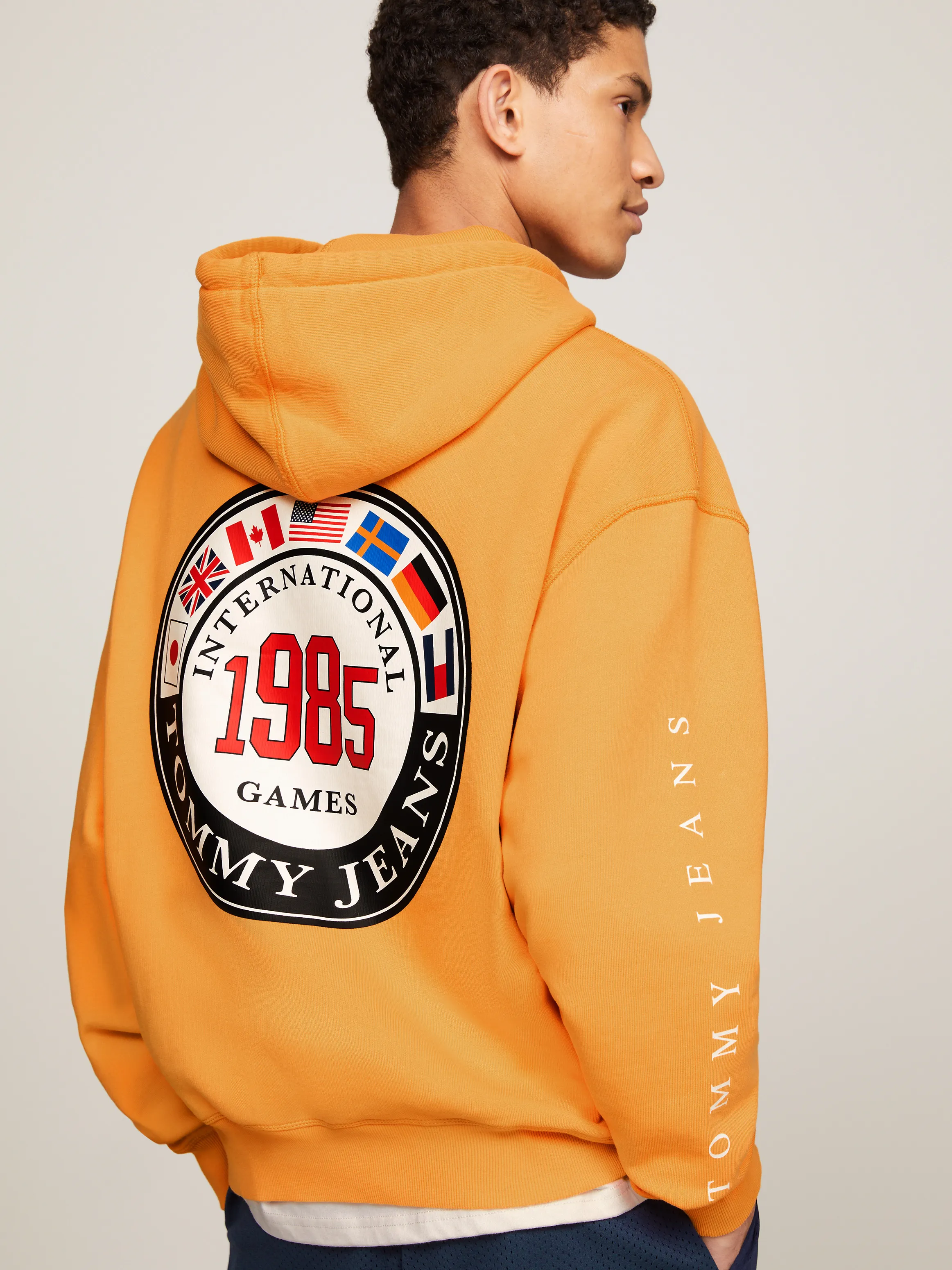 Tommy Jeans International Games Back Logo Hoodie | Sweatshirts & Hoodies |Tommy Jeans