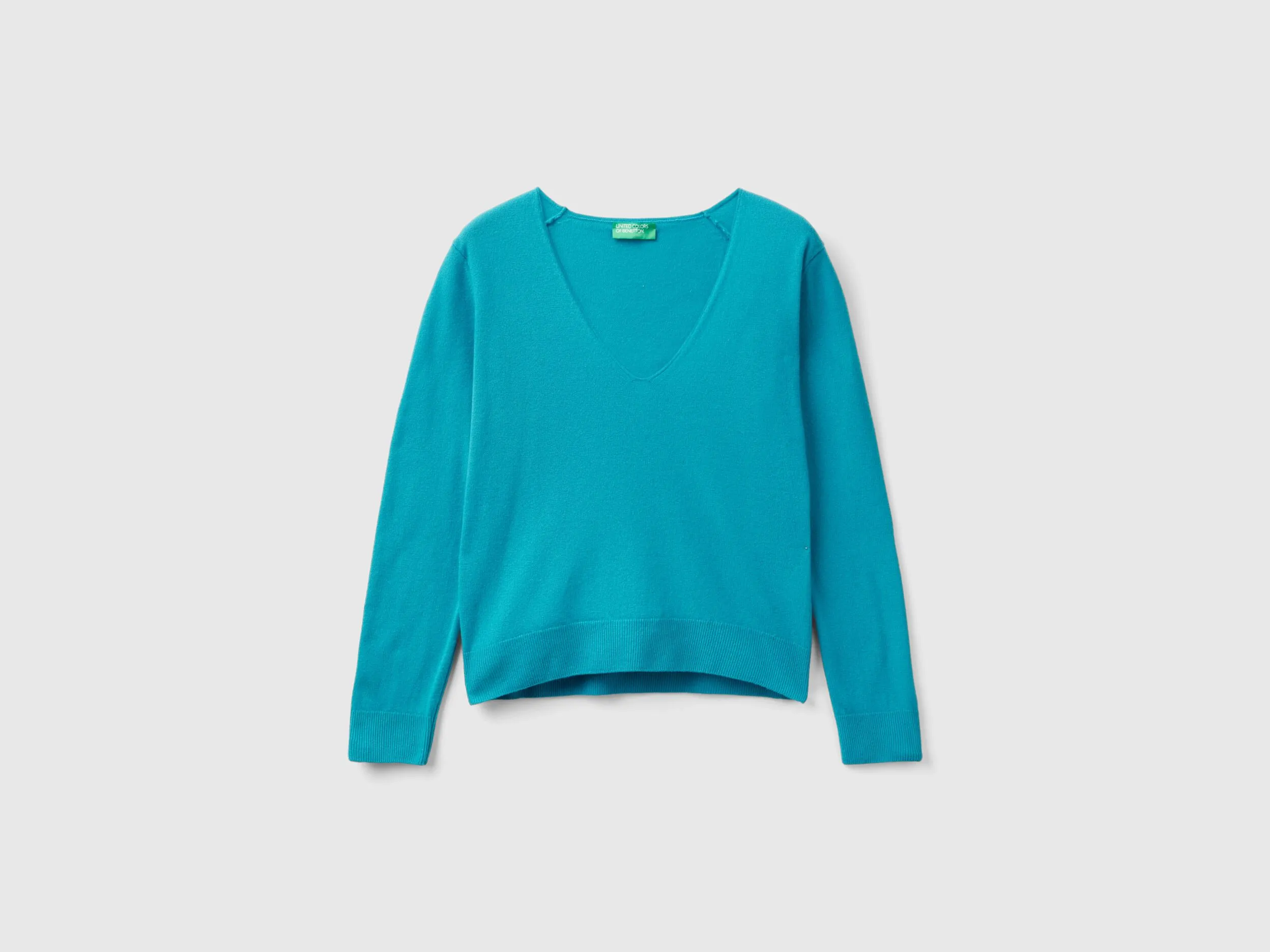 Turquoise V-neck sweater in pure Merino wool - Turquoise | Benetton