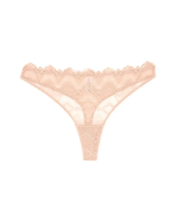 Understatement String Light Pink